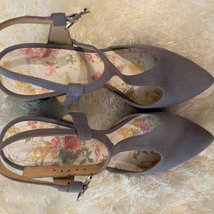 Johnston & Murphy Laina light blue suede block heel sandals